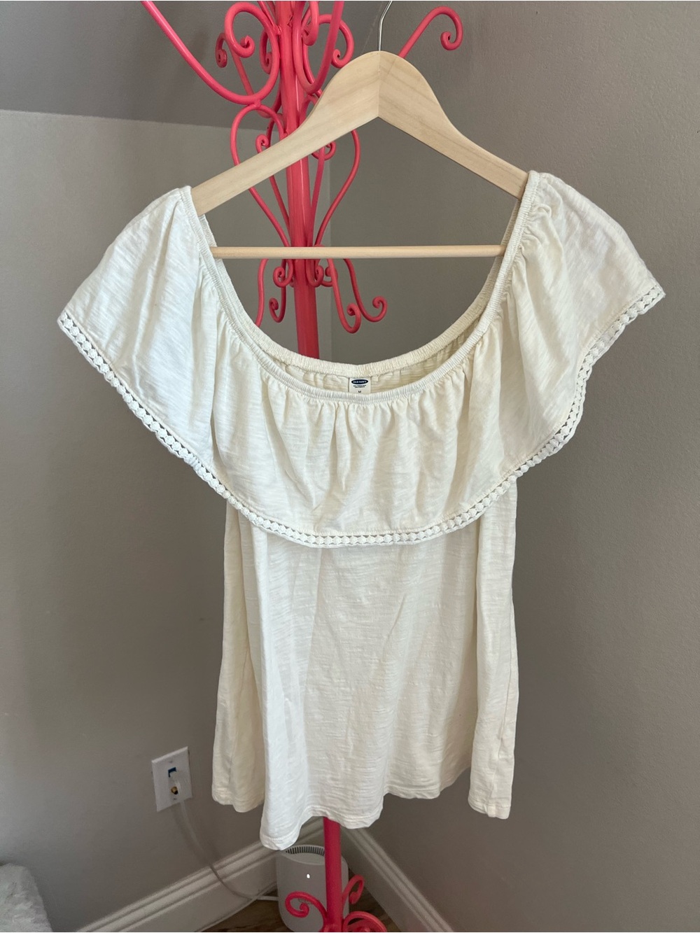 Old Navy Off-Shoulder Cream Women's Top with Crochet Trim